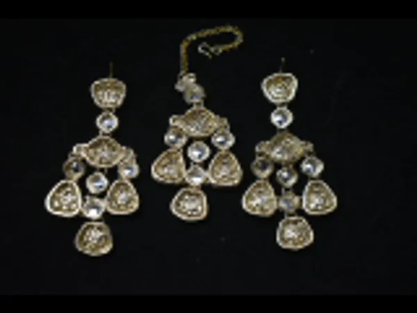 White_Alloy_Kundan_Bridal_Choker_Set_With_Mangtika_For_Women