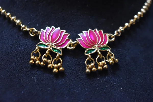 Pink_And_Green_Alloy_Necklace_Set_For_Women_-_Pack_Of_2