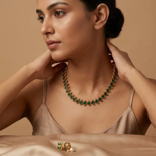 Peacock_Teardrop_Stone_Set