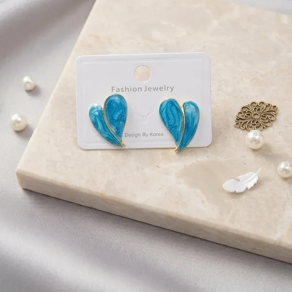 Blue_Resin_Heart_Shaped_Stud_Earrings_For_Women_1020