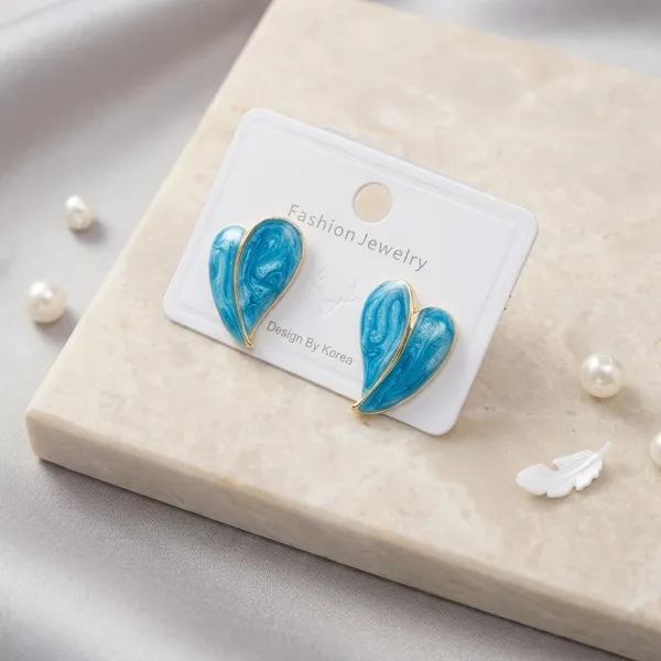 Blue_Resin_Heart_Shaped_Stud_Earrings_For_Women_1020
