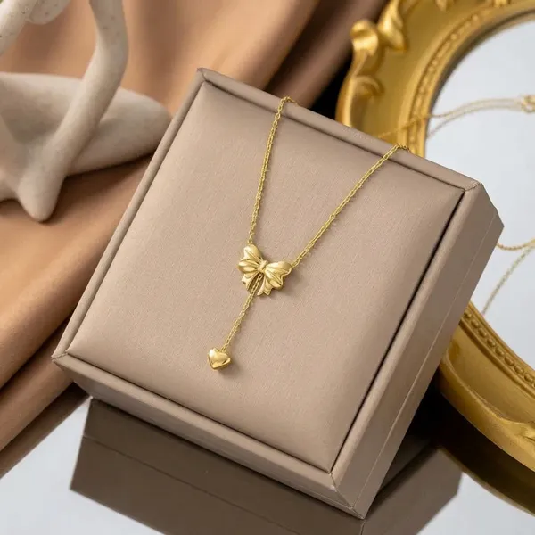 Gold_Stainless_Steel_Butterfly_Heart_Pendant_Necklace_For_Women_2003