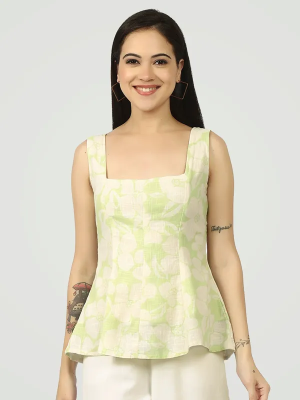 Pista_Green_Botanical_Square_Neck_Top_Short_Kurti