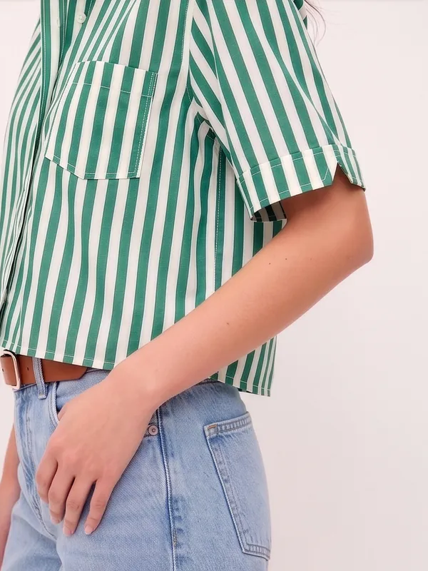 Green_And_White_Vertical_Stripe_Boxy_Fit_Cotton_Shirt_Short_Sleeves_For_Women