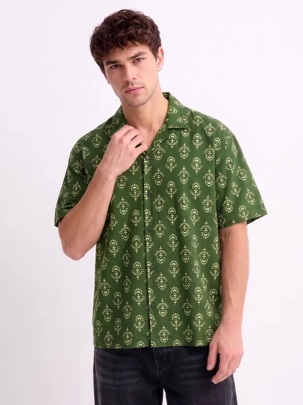 Green_Printed_Cotton_Short_Sleeve_Shirt_For_Men