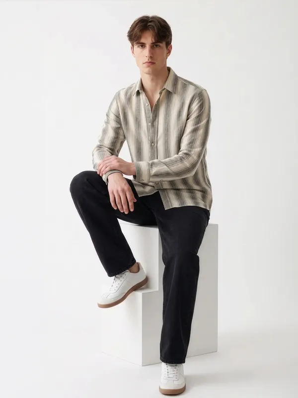 Beige_Linen_Striped_Casual_Shirt_For_Men