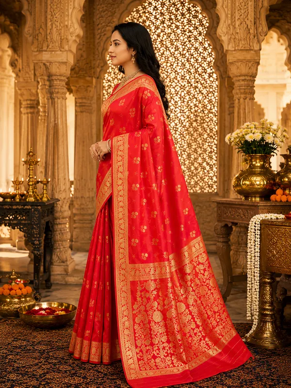 Red_Banarasi_Silk_Zari_Woven_Saree_For_Women