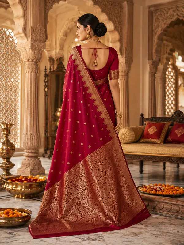 Maroon_Banarasi_Woven_Silk_Zari_Saree_For_Women