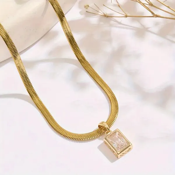 Crystal_Chain_Pendent_