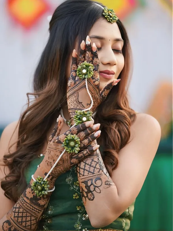 Handcrafted_Mehndi_Jewelry_set