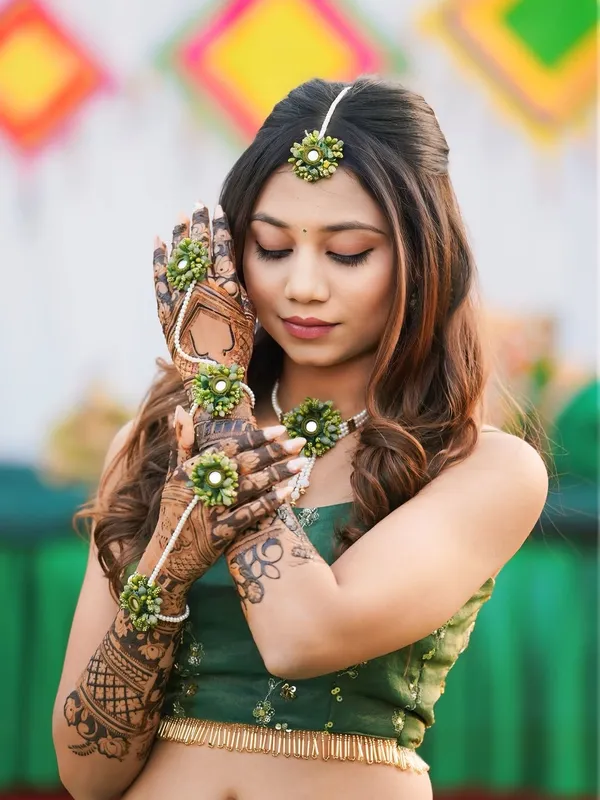 Handcrafted_Mehndi_Jewelry_set