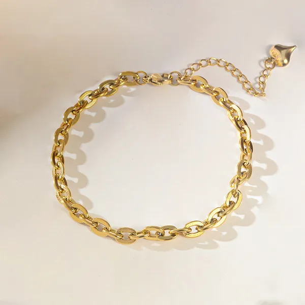 Minimalist_Daily_wear_bracelet
