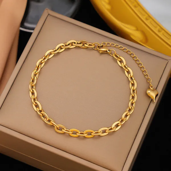 Minimalist_Daily_wear_bracelet