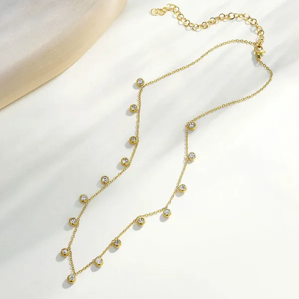 Minimalist_celebrity_inspired_Necklace