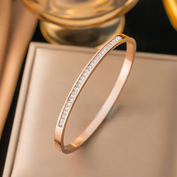 Premium_Rosegold_Lux_bracelet