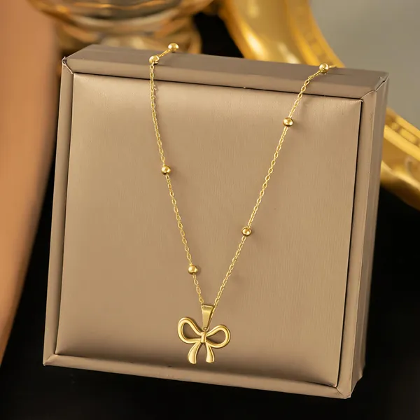 The_Bow_Necklace