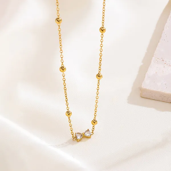 The_Minimal_Bow_Necklace