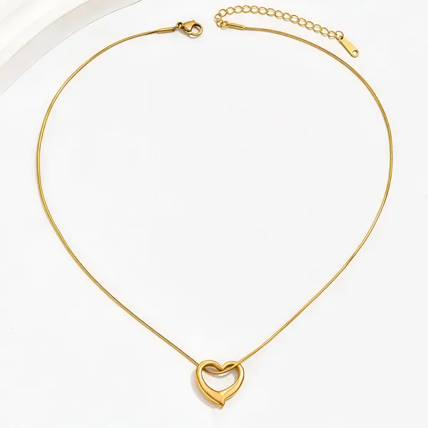 Waterproof_Heart_Necklace