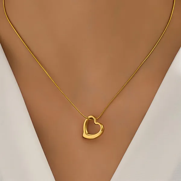 Waterproof_Heart_Necklace