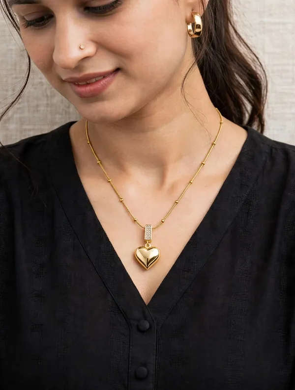 The_Golden_Heart_necklace