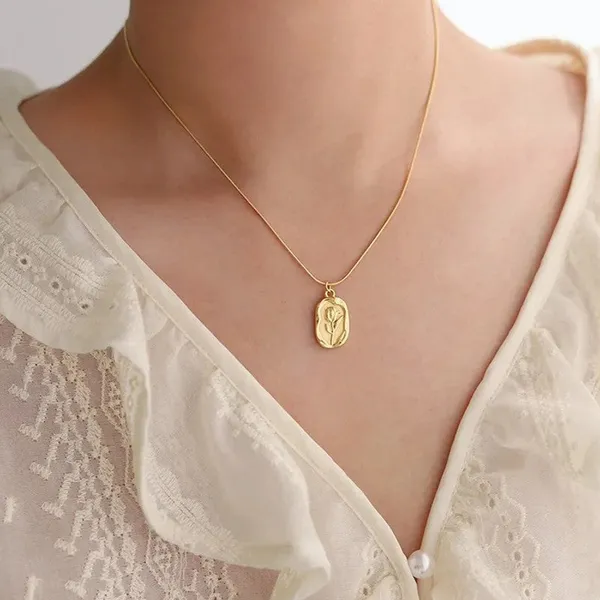 Gleam_&_Grace_Premium_Wear_Necklace