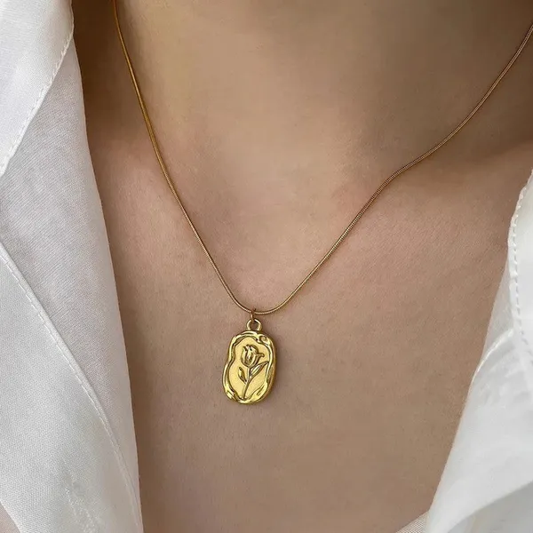 Gleam_&_Grace_Premium_Wear_Necklace