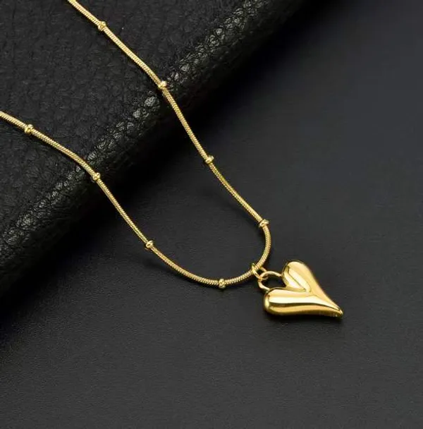 Heart_Necklace_Gold_Plated_Waterproof