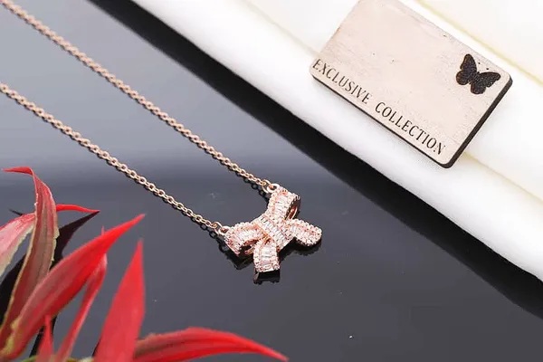 Waterproof_And_Tarnish_Free_Gold_Plated_Pendant_Necklace_For_Daily_Glamour