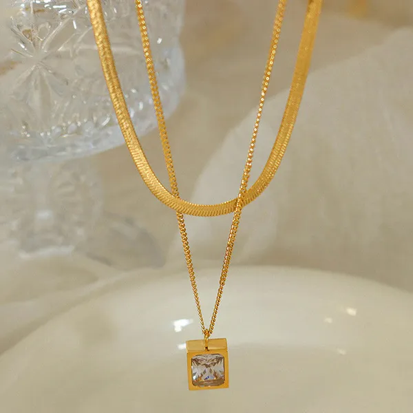 Layered_Trendy_Necklace