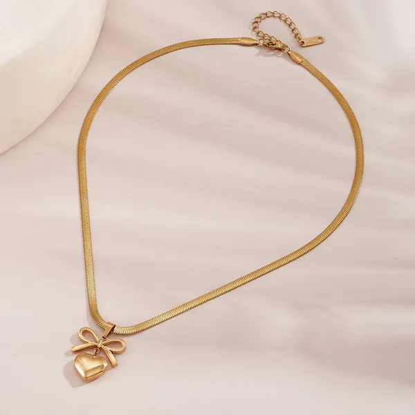Love_Bow_Necklace