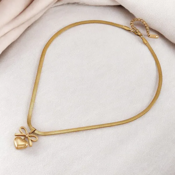Love_Bow_Necklace