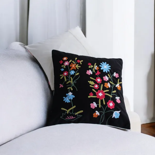 Golden_Loom_Black_Cushion_Cover