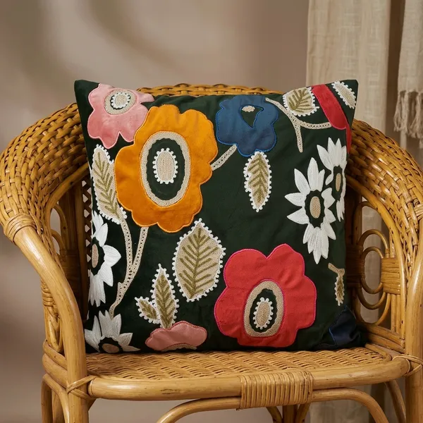 Saffron_Hues_Deep_Green_Floral_Cushion_Cover