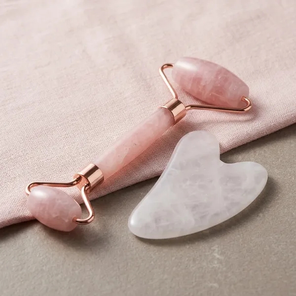 Light_Pink_Rose_Quartz_Stone_Facial_Roller_&_Guasha_Set_For_Facial_Massage_Skincare
