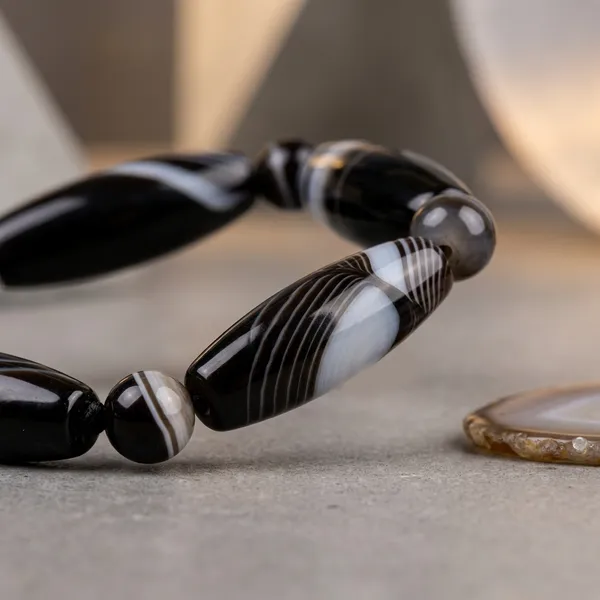 Black_Sulemani_Aqeeq_Stone_Bracelet_For_Casual_Wear