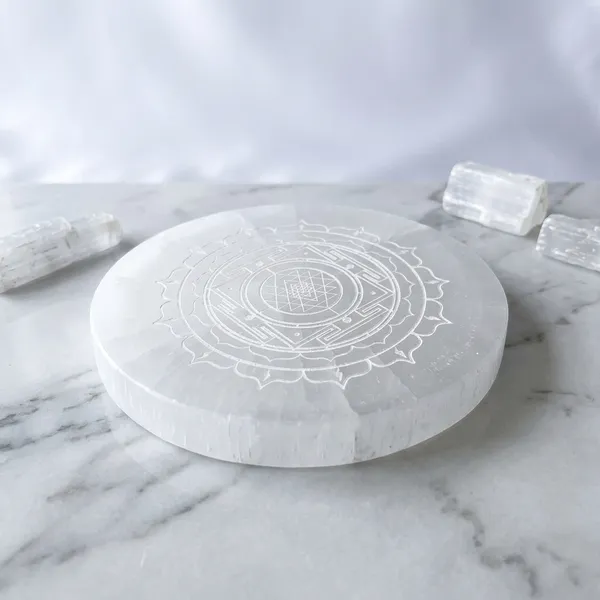 White_Selenite_Stone_Selenite_Plate_For_Crystal_Charging_Meditation