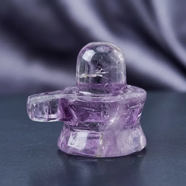 White_Crystal_Stone_Amethyst_Shivling_For_Pooja_Meditation