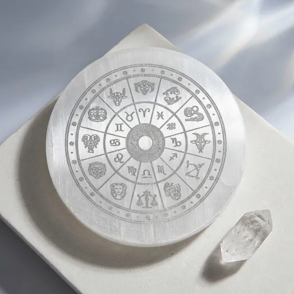 White_Selenite_Stone_Selenite_Charging_Plate_For_Home_Decor_Astrology_Theme