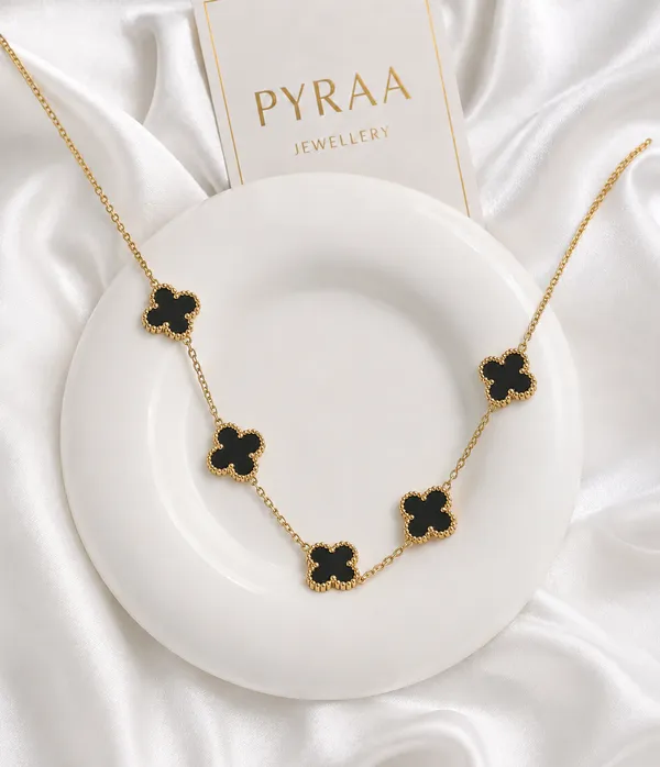 Black_Korean_pendant_for_women_and_girls