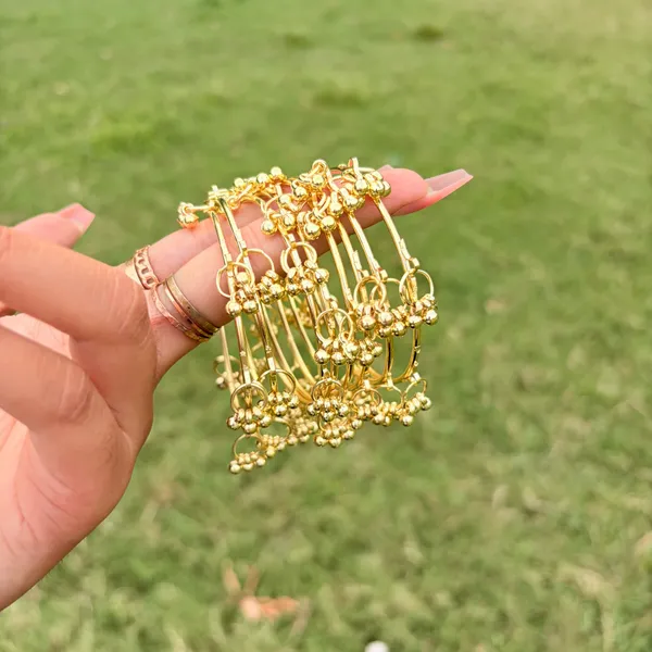 Golden_Alloy_Metal_Festive_Bangles_Set_For_Women_(Pack_Of_2)