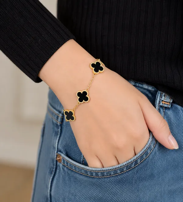 Black_And_Gold_Abs_Plastic_Bracelet_For_Women