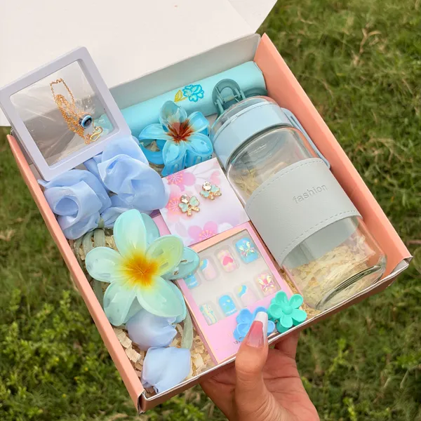 Blue_And_Green_Abs_Glass_Fabric_Ocean_Bloom_Gift_Hamper_For_Women