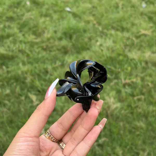 Black_Abs_Plastic_Korean_Claw_Clip_For_Women_(Pack_Of_5)
