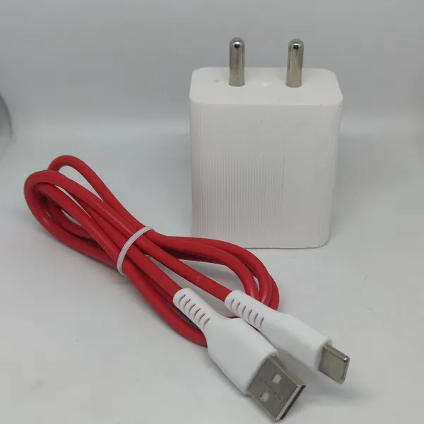45W_Premium_Dual_USB_Wall_Charger_With_Type-_C_cable