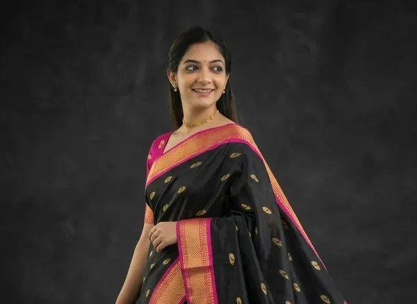 Black_Sico_Silk_Paithani_Zari_Border_Designer_Pallu_Saree_For_Women