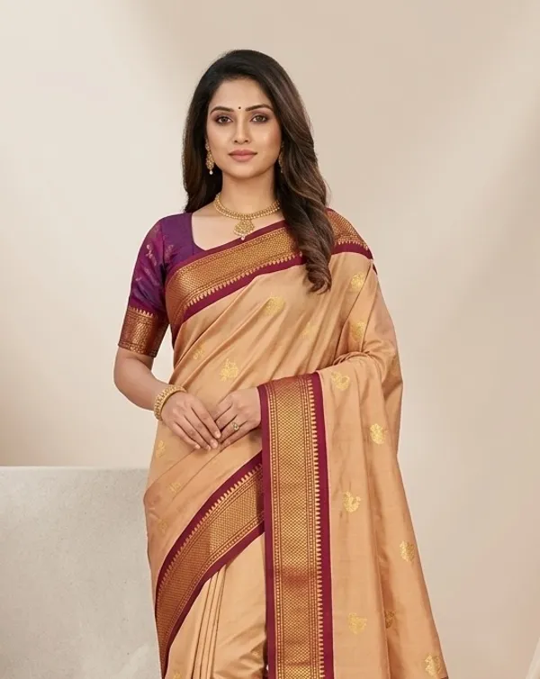 Beige_Sico_Silk_Traditional_Paithani_Saree_For_Women
