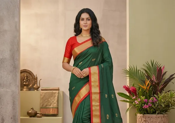 Bottle_Green_Sico_Silk_Paithani_Woven_Pallu_Saree_For_Women