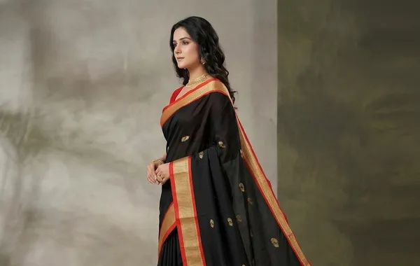 Black_Sico_Silk_Paithani_Contrast_Blouse_Saree_For_Women