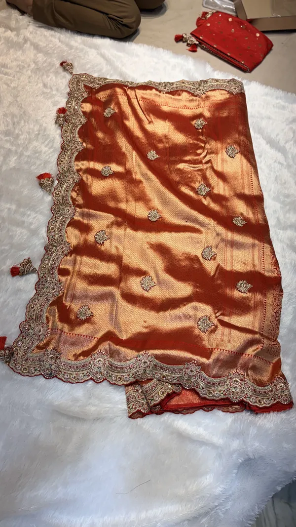 Bridal_Red_Silk_Saree_Duo
