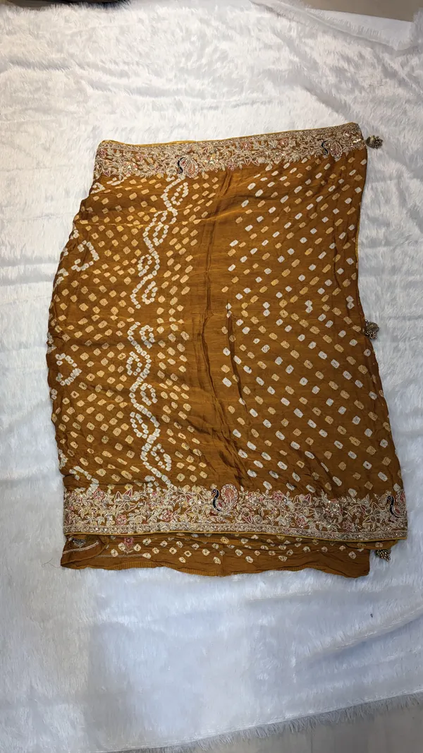 Mustard_Bandhani_Tie_Dye_Zari_Embellished_Saree_For_Women